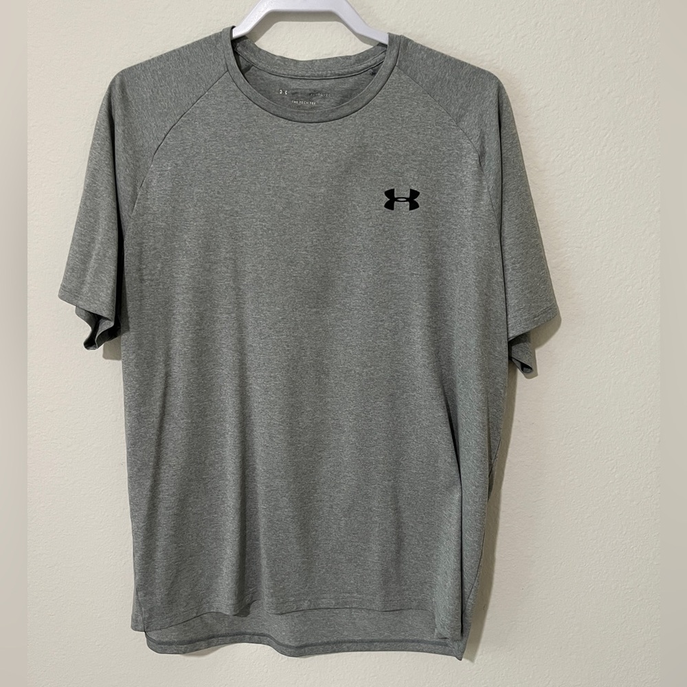 The Tech Tee by Under Armour XL